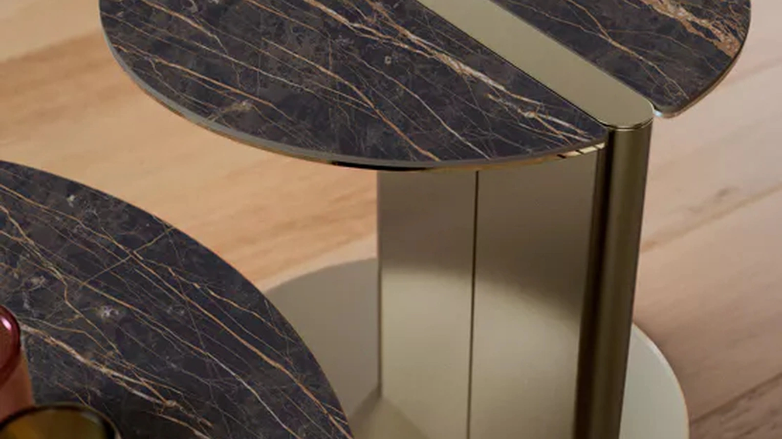 Tavolino in SuperMarmo Bolt di Bontempi