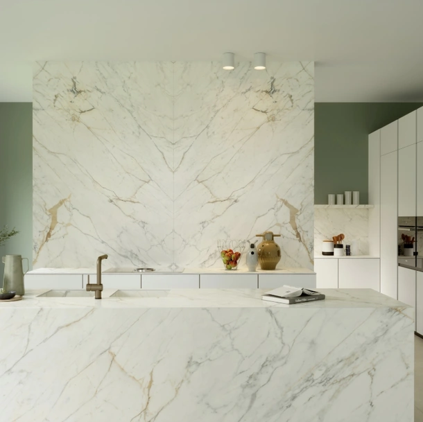Top Cucina Marble Look Golden White di Marazzi