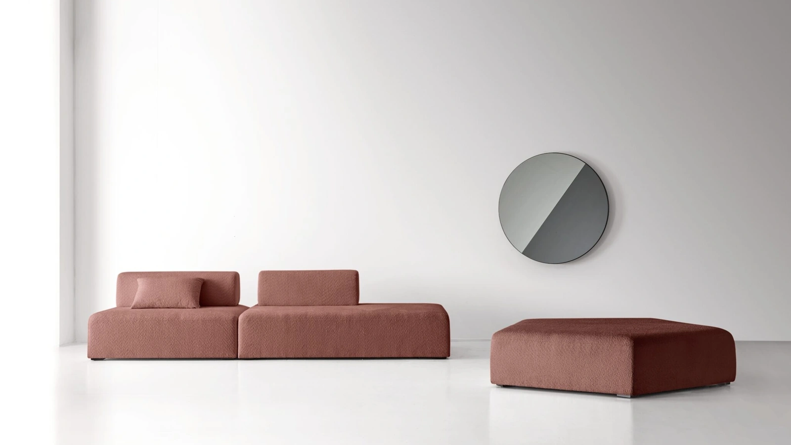 Specchiera Brera con cornice in metallo di Modesign