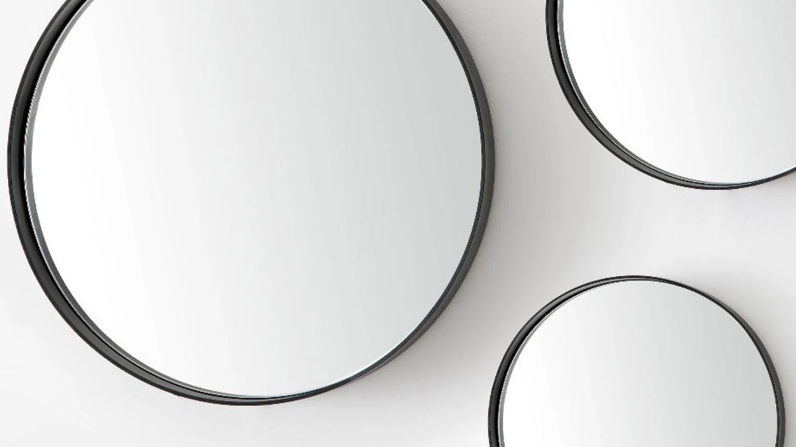 Specchiera con cornice in metallo Dorian Gray di Modesign
