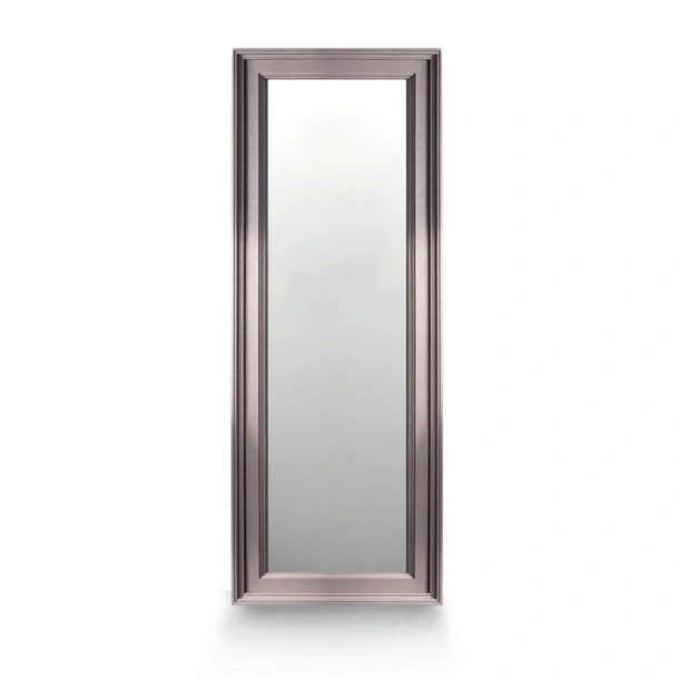 Specchiera Keystone con cornice in legno di Devina Nais