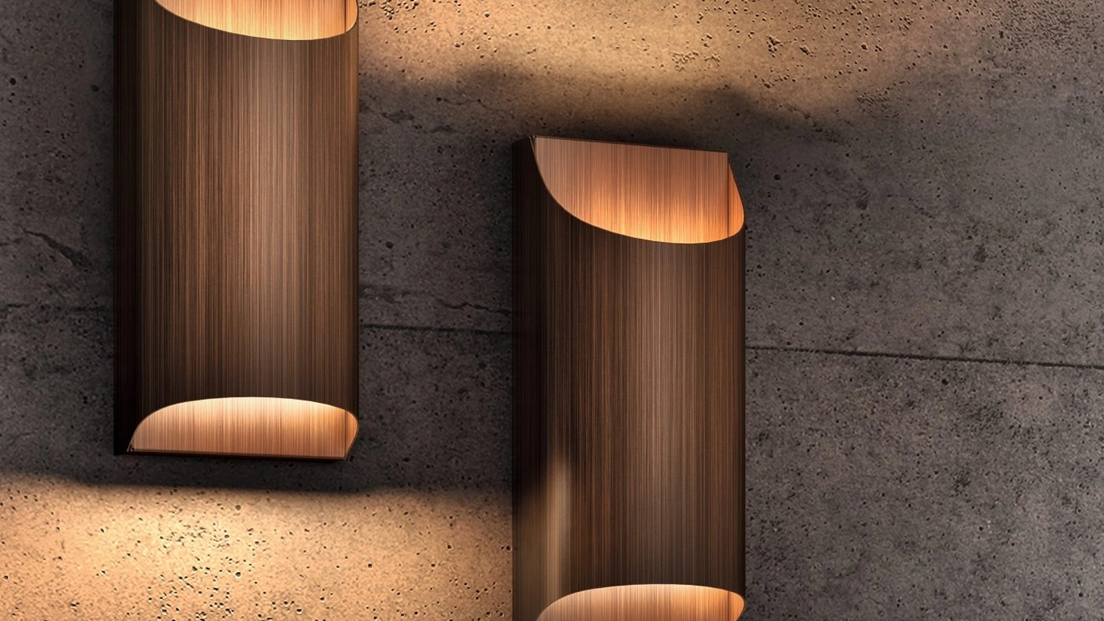 Lampada da parete in metallo finitura bronzo spazzolato Aprile Applique di Pentalight