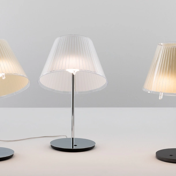 Lampada da tavolo Choose di Artemide