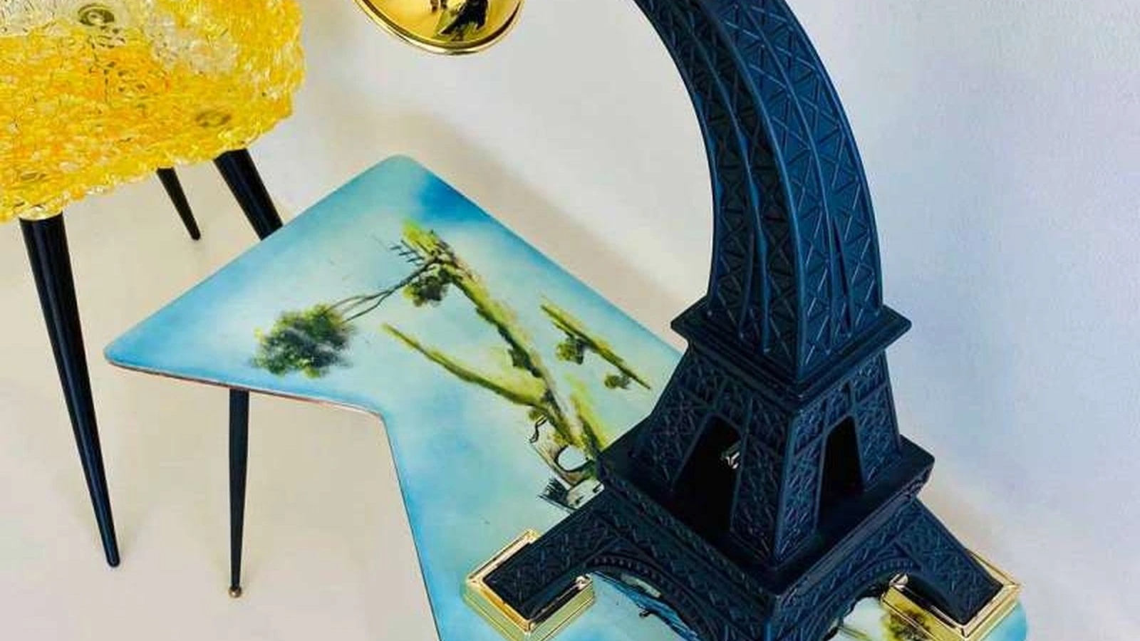 Lampada da tavolo Paris M di Qeeboo