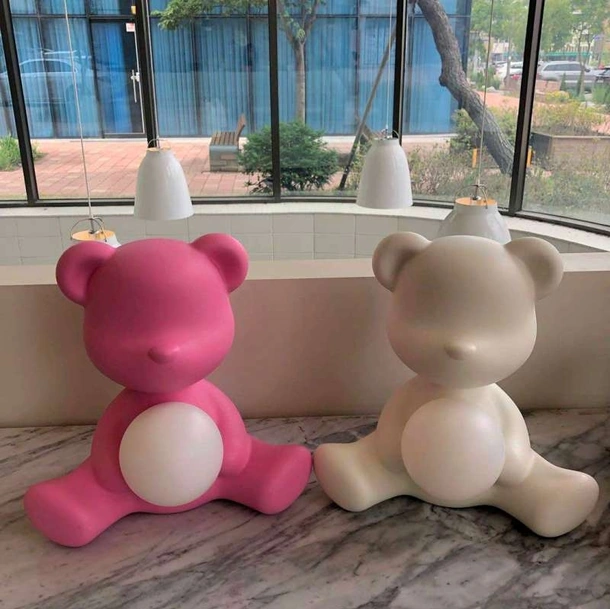 Lampada Teddy Girl di Qeeboo