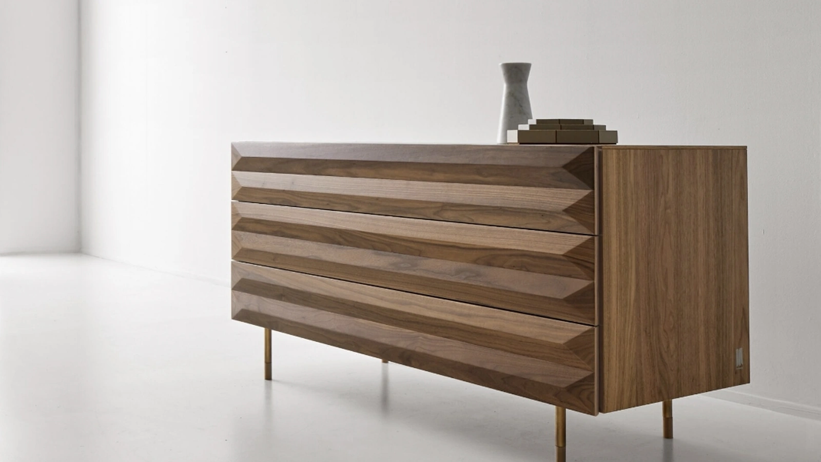 Comò York in legno di Modesign