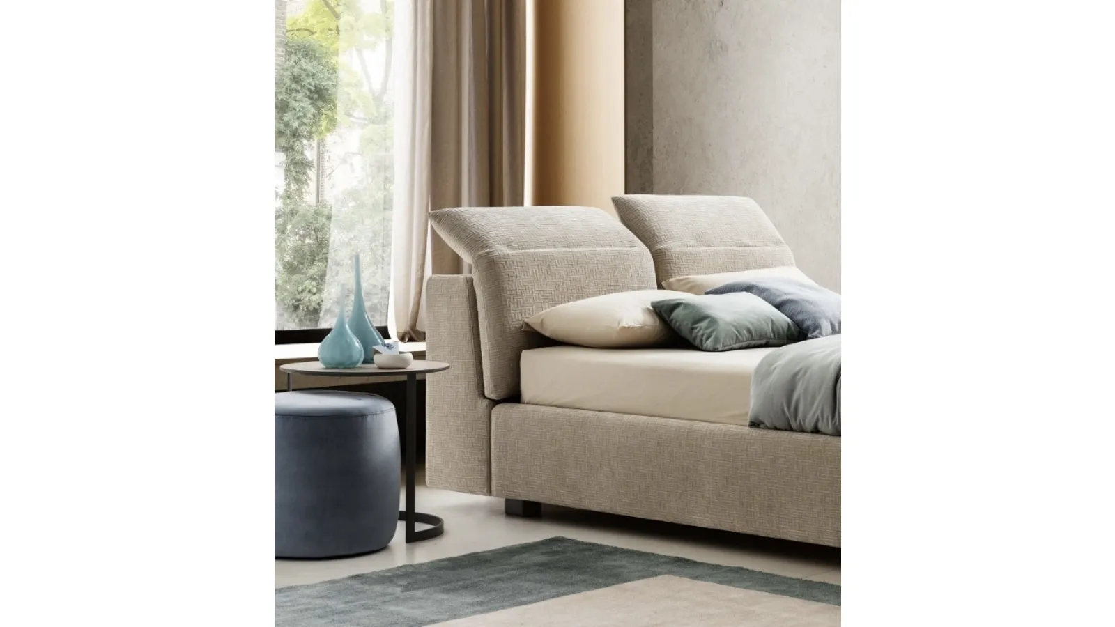 Letto in tessuto imbottito con testiera reclinabile Apollo di Le Comfort