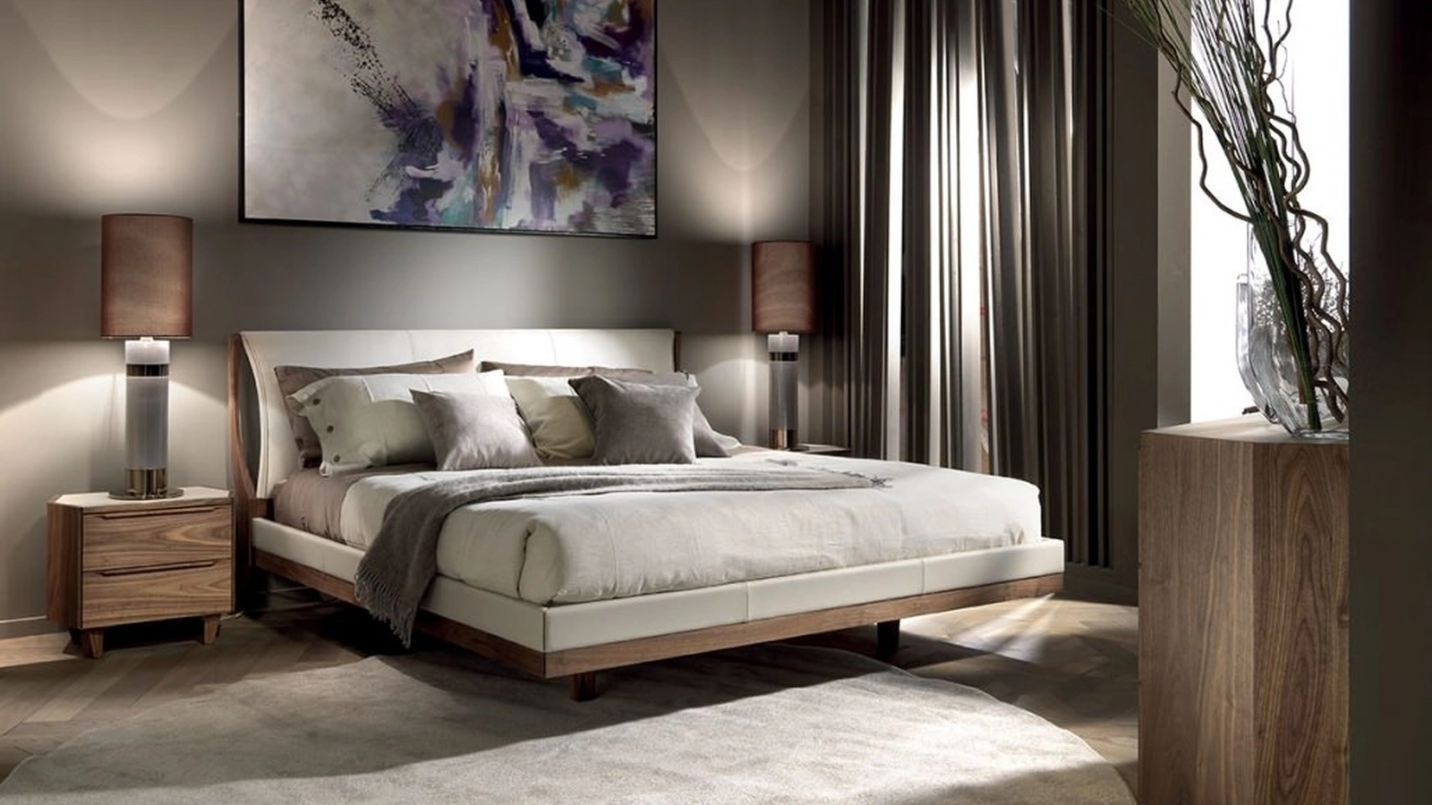 Letto con struttura in legno massello e testiera in pelle Leonardo L975 di Arte Brotto