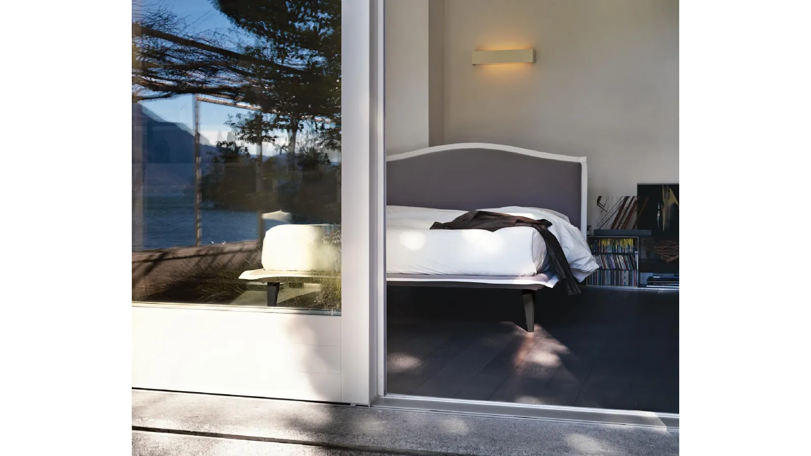 Letto con testiera arrotondata Lyle Modern di Noctis