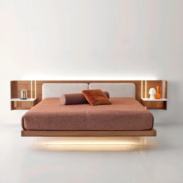 Letto Book Fluttuante in legno con testiera in tessuto imbottito di Modesign