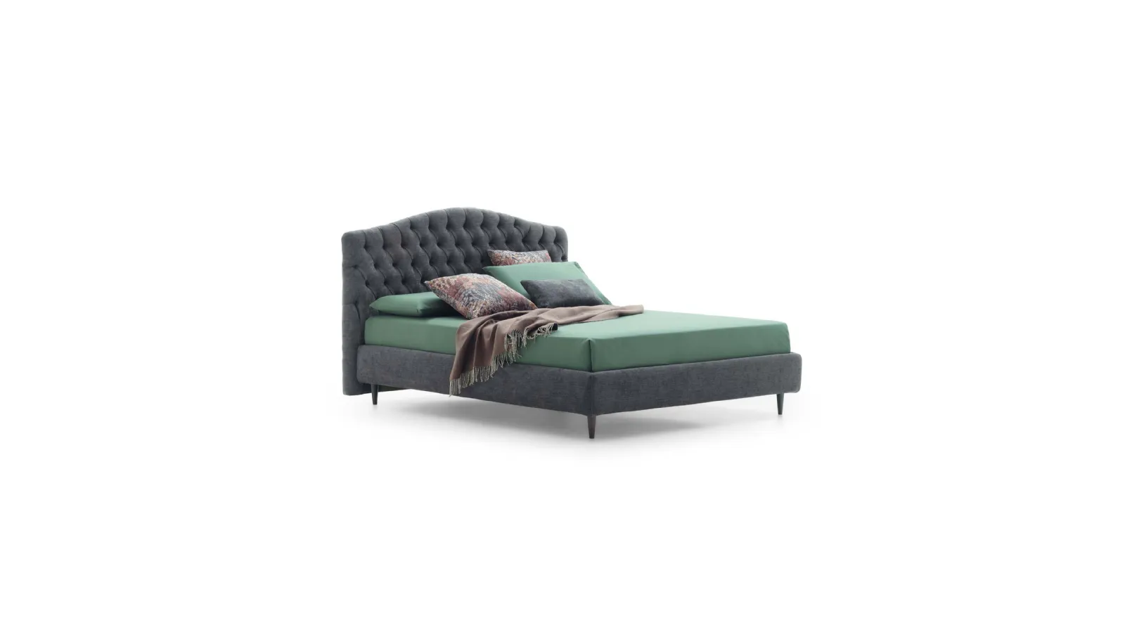 Letto classico Renoir in pelle trapuntata di Le Comfort