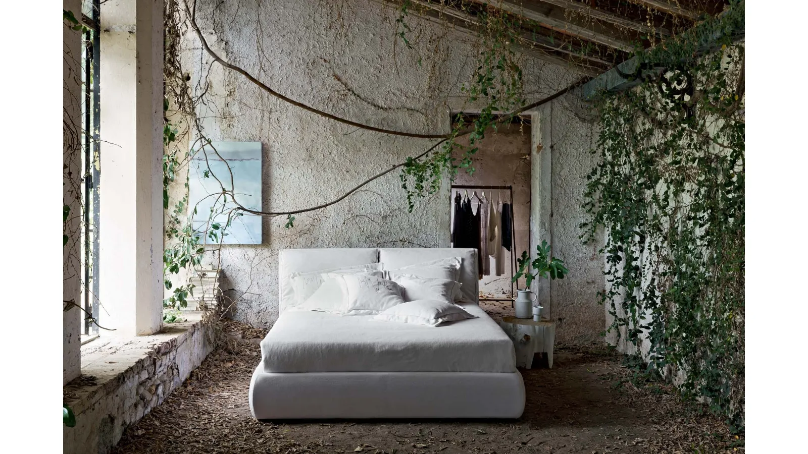 Letto con testiera Gipsy di Veneran