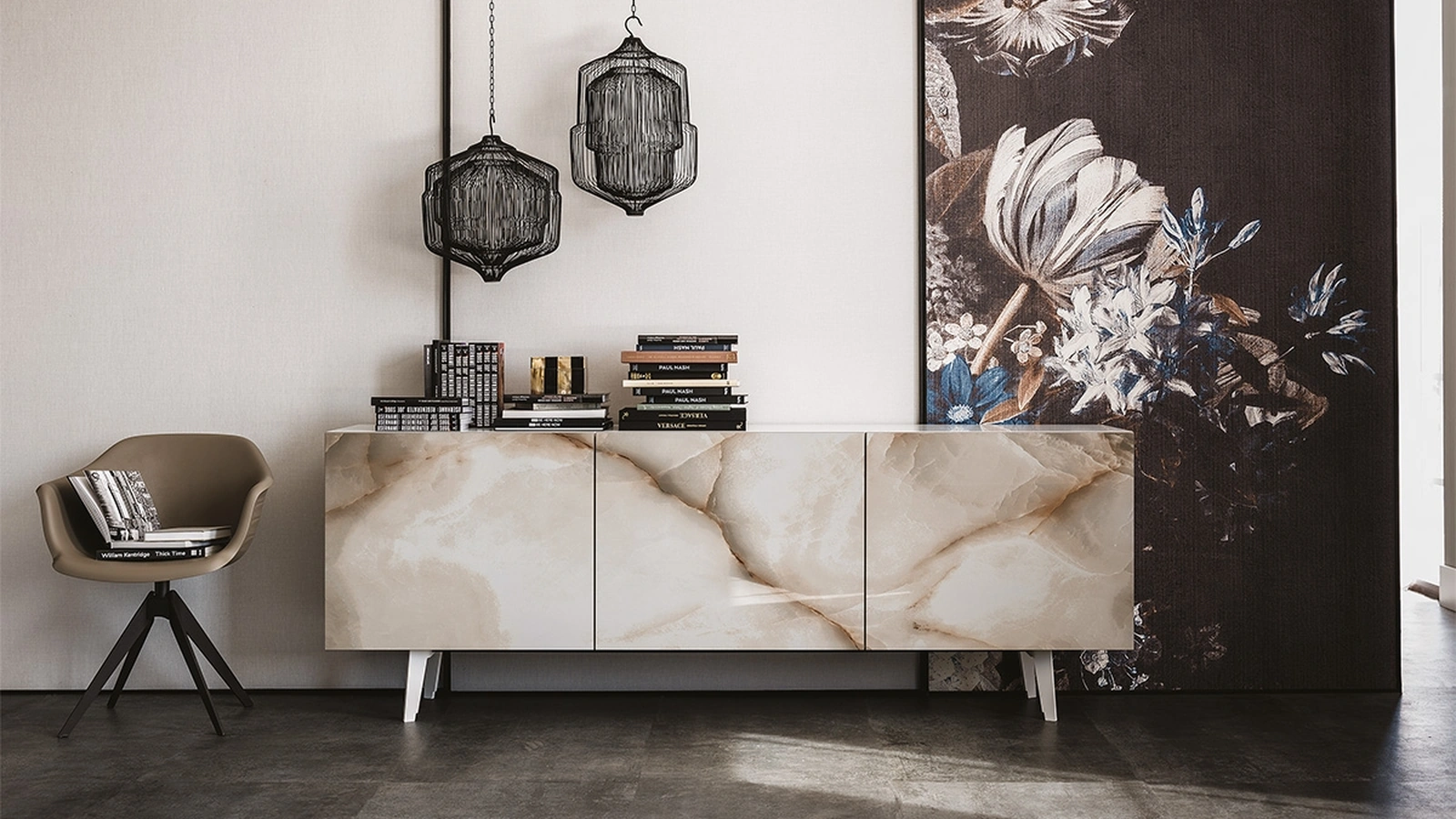 Madia Metropol in legno con ante rivestite in ceramica Marmi di Cattelan Italia
