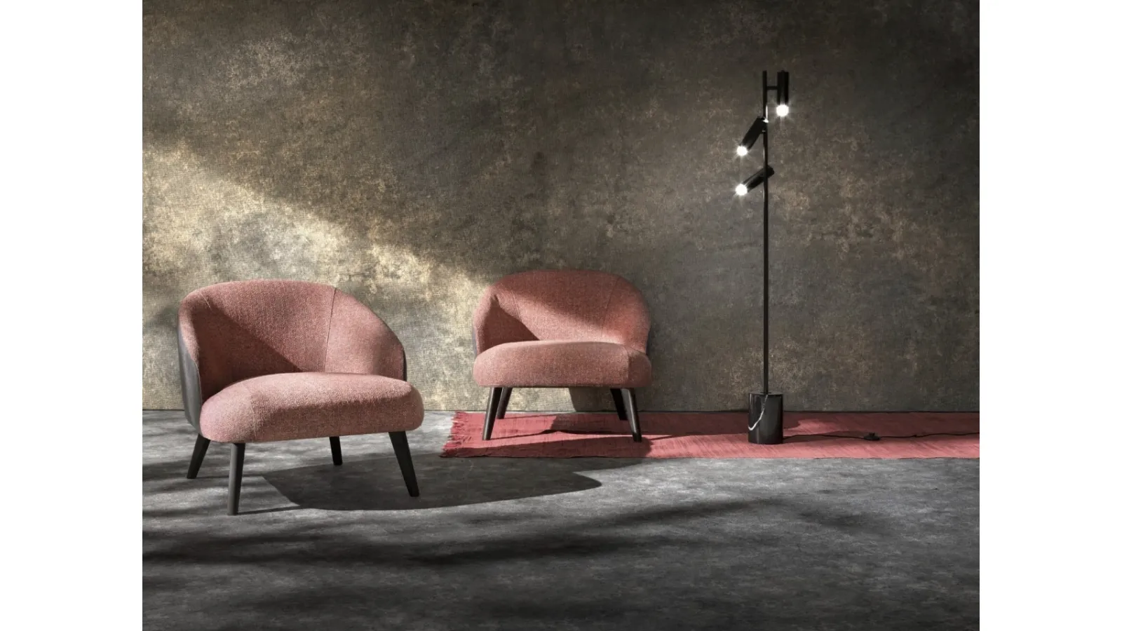 Poltroncina in tessuto imbottito Donder di Samoa