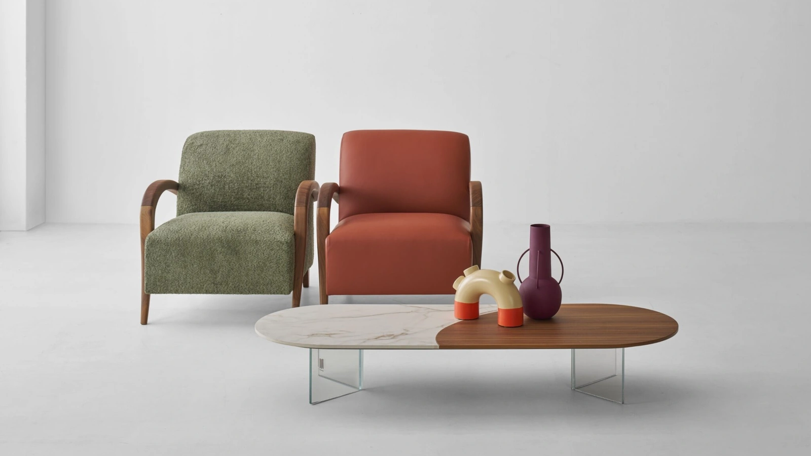 Poltrona in tessuto o pelle Domino di Modesign
