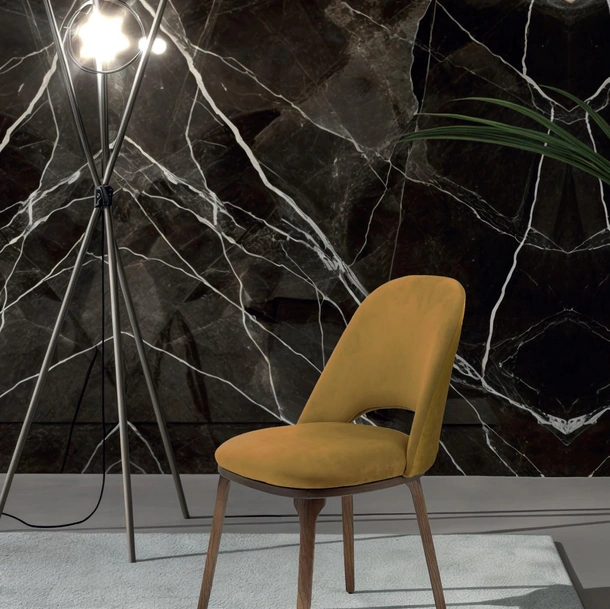 Sedia Ambra in vellutino di Abitare Interior