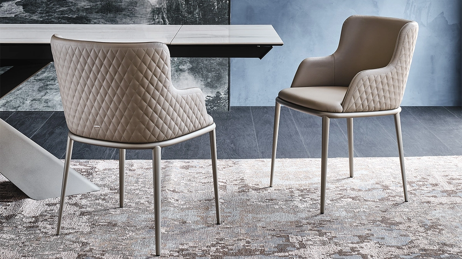 Sedia in pelle con schienale trapuntato Magda ML Couture di Cattelan Italia