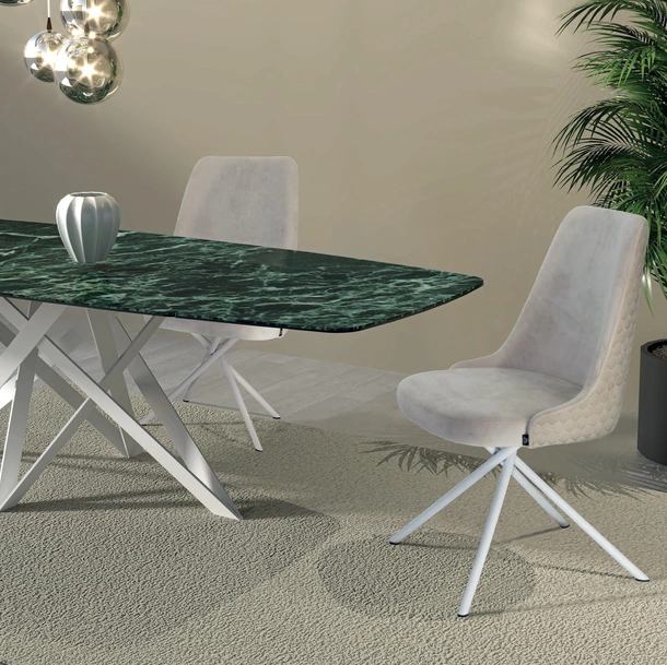 Sedia Grace in vellutino trapuntato di Abitare Interior