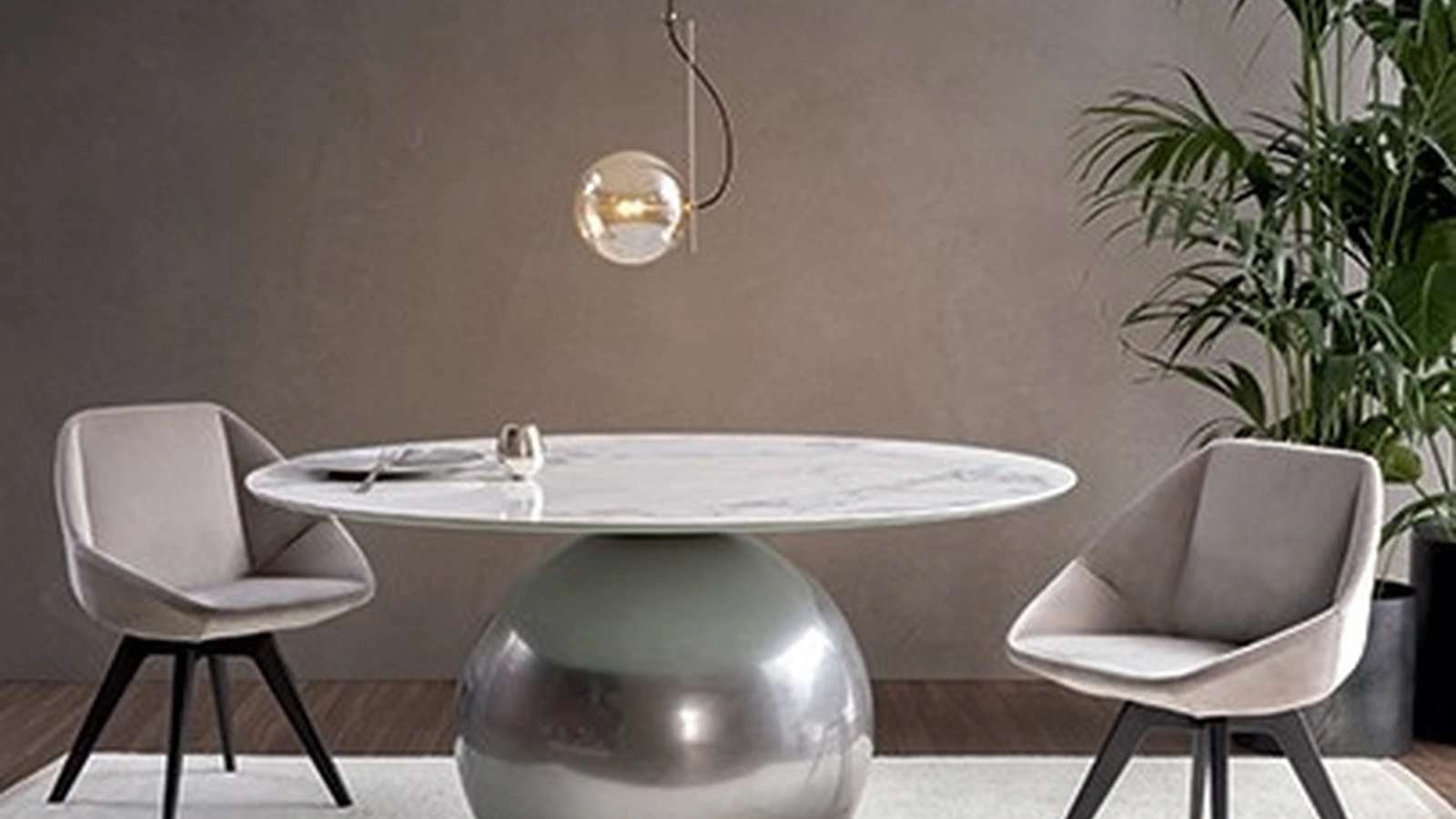Tavolo rotondo Circus con piano in marmo bianco di Carrara di Bonaldo