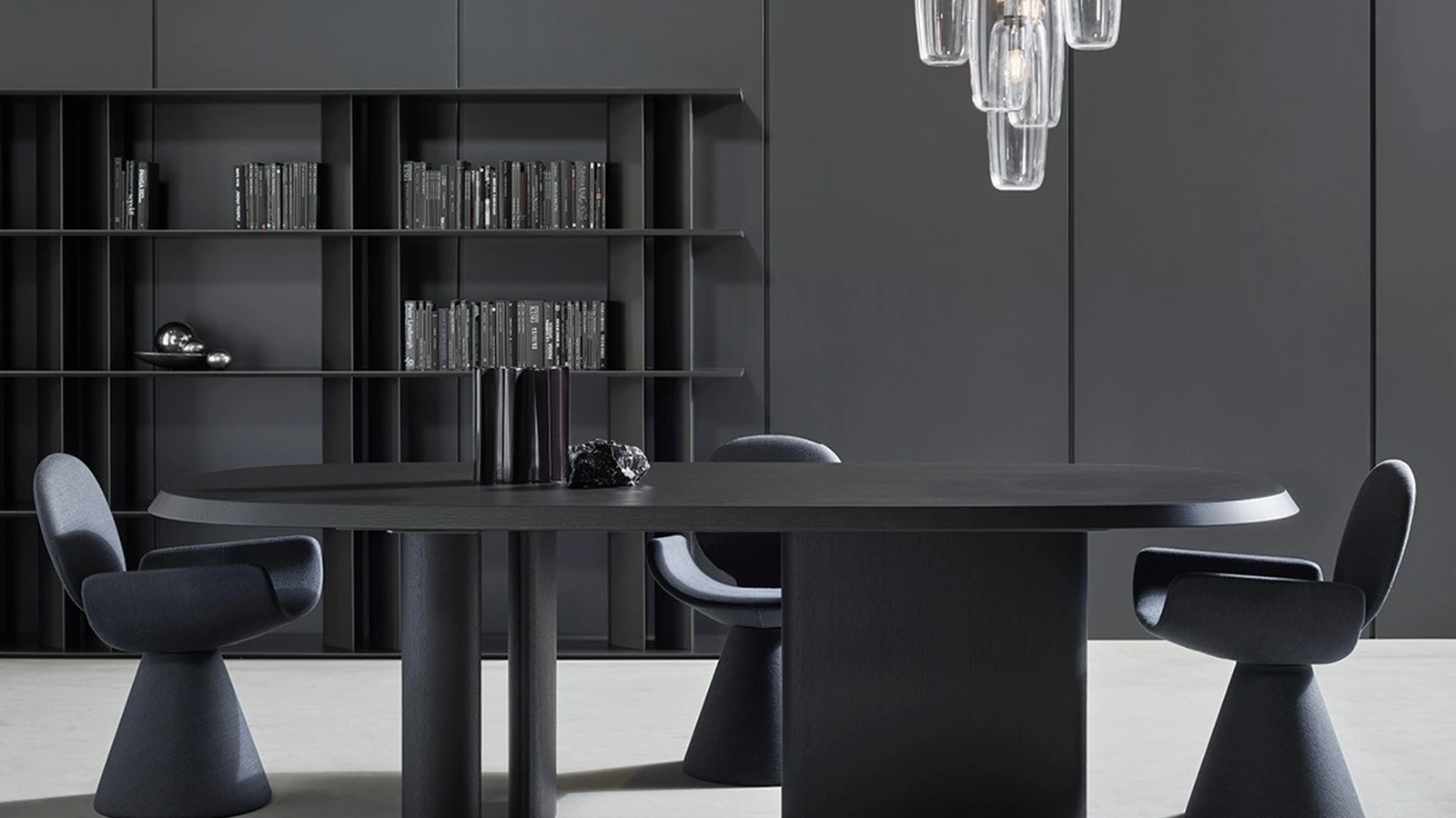 Tavolo in rovere spazzolato carbone Padiglioni di Bonaldo