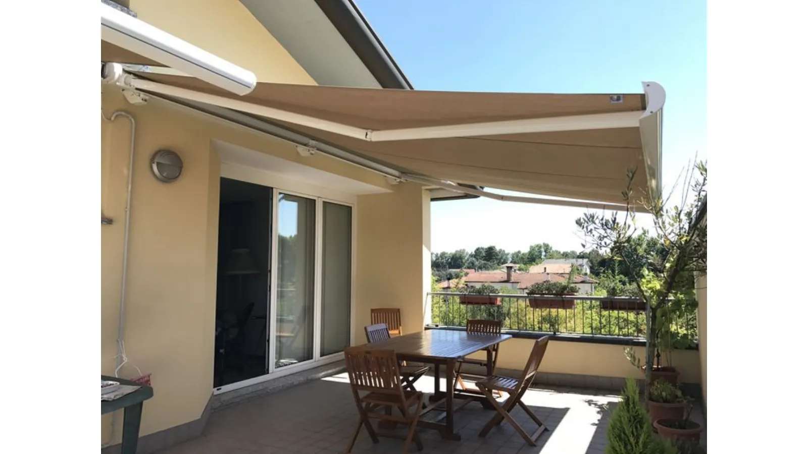 Tenda da sole Europa 4000 a bracci di Va-ila