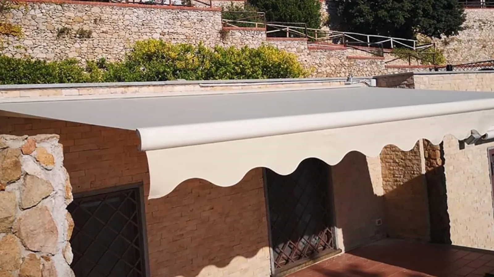 Tenda da sole Verona a bracci di Va-ila