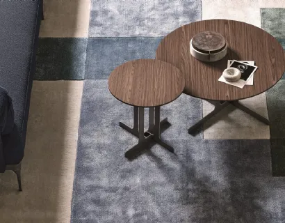 Tavolino rotondo in legno (MDF) e base in metallo Nell di Ditre Italia