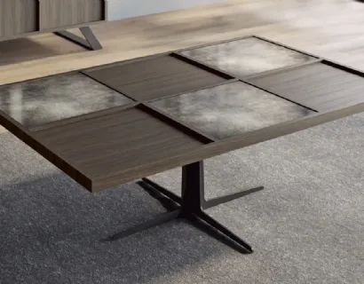 Tavolino in legno con inserti in MDF e basamento in metallo Hugo di Doimo Salotti
