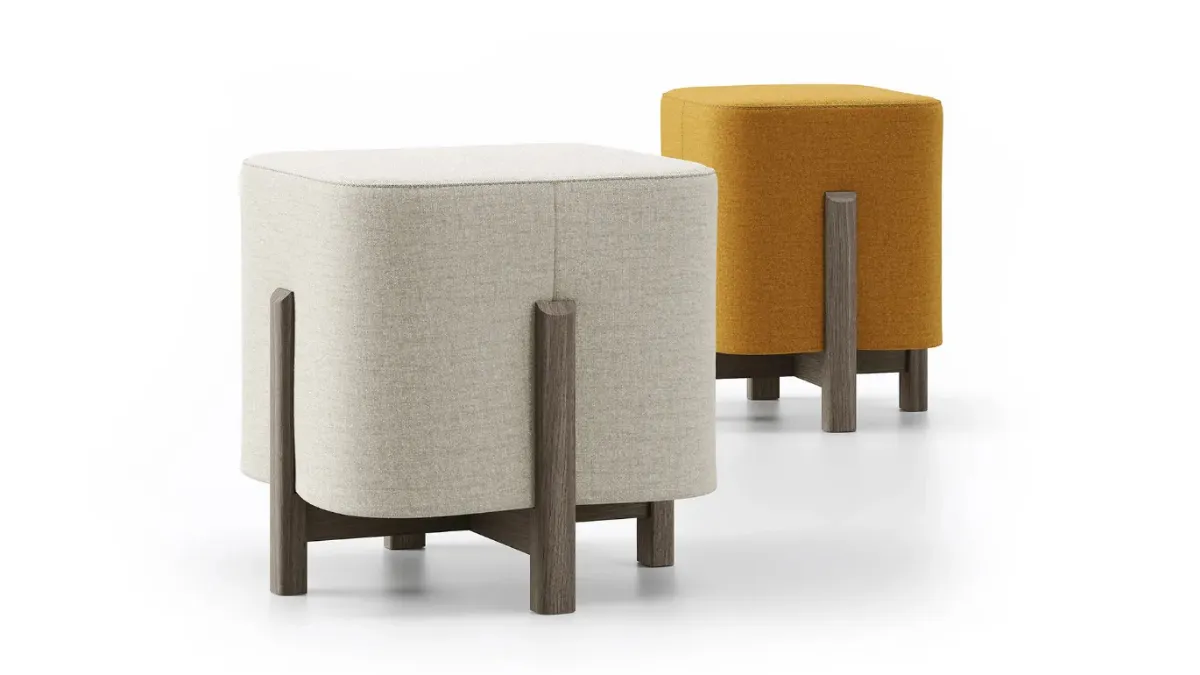 Pouf Kip in tessuto con struttura in legno di Doimo Salotti