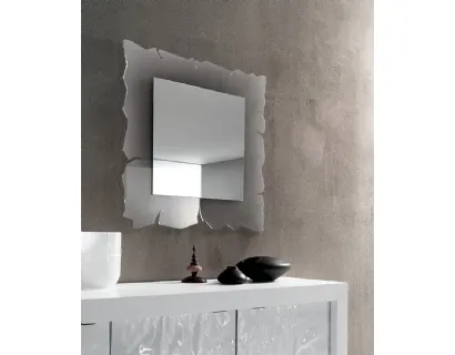 Specchio di design realizzato con cornice in metacrilato trasparente Vision di Riflessi