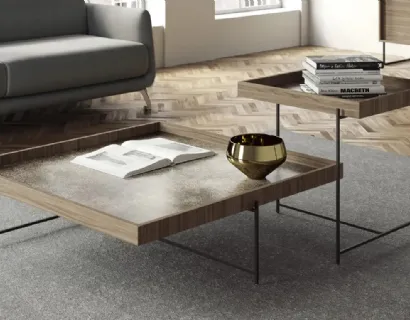 Tavolino con top in legno e struttura in metallo Terry di Doimo Salotti