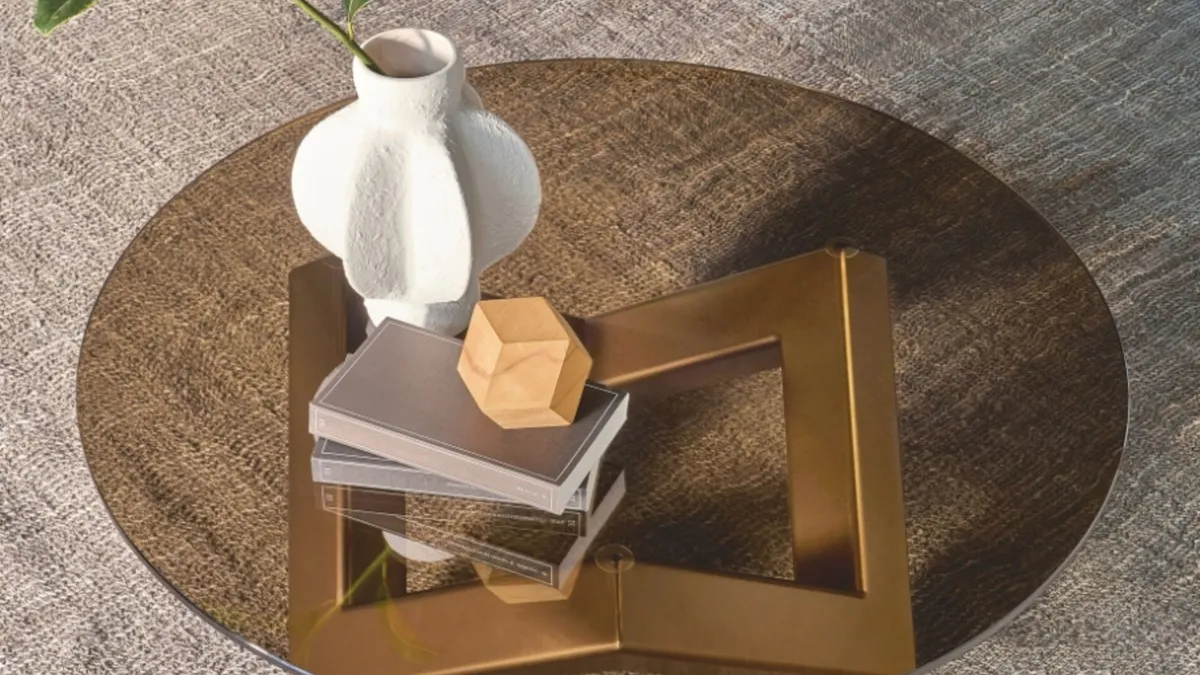 Tavolino Zen New con top in cristallo di Riflessi