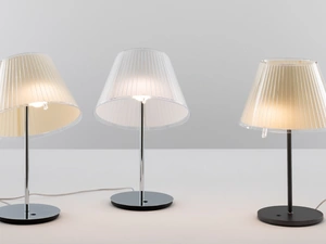 Lampada da tavolo Choose di Artemide