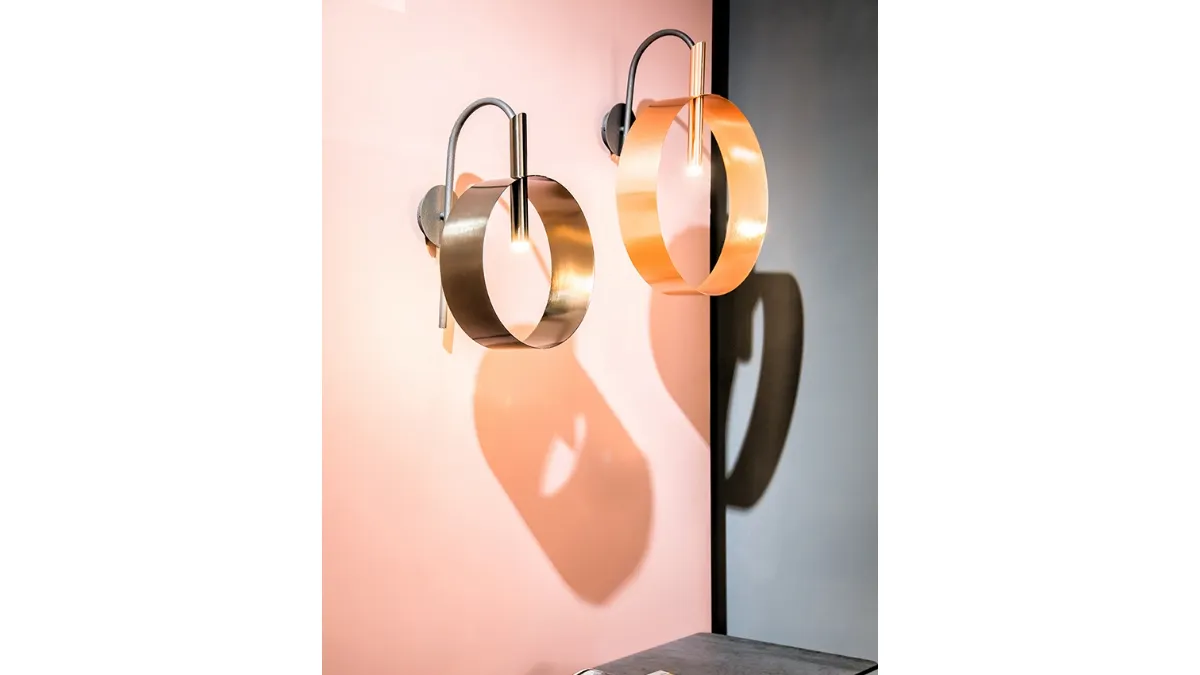 Lampada Led Loop Applique in metallo di Riflessi