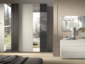 Armadio Era in laccato di Adriatica