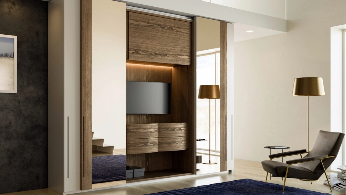 Armadio Jolly Più TV in laccato, vetro e legno di Fazzini