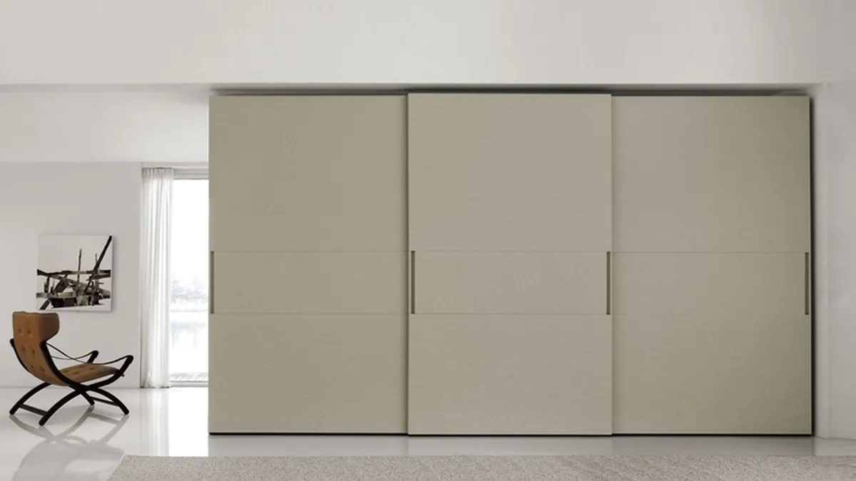 Armadio con ante scorrevoli Hill di Sangiacomo
