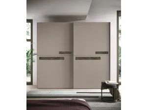 Armadio Nevada rovere visone inserti Decor primofiore e profili titanio di Corso 11
