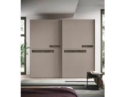 Armadio Nevada rovere visone inserti Decor primofiore e profili titanio di Corso 11