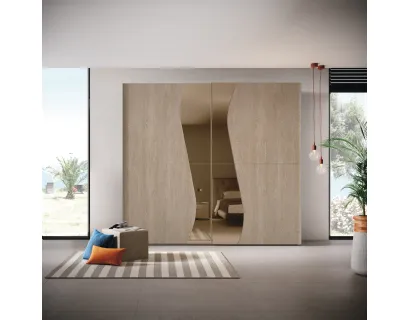 Armadio Oceano materia Rovere Natura con specchio bronzo e profili titanio di Corso 11