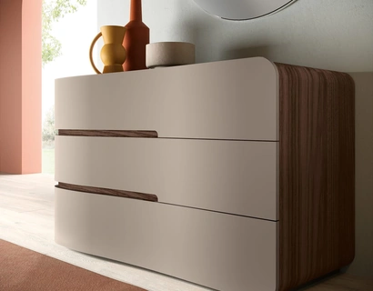 Comò Betty di Adriatica