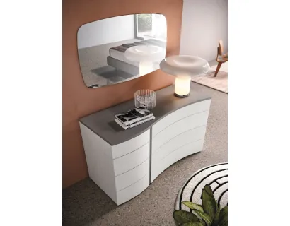 Comodino Oceano Comò Rovere Bianco con top e gola laccato grigio polvere di Corso 11