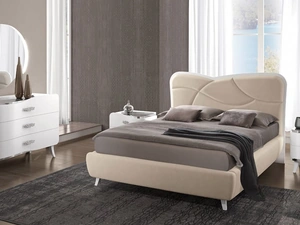 Letto in ecopelle Zaffiro di Adriatica