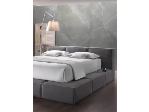 Letto di design in tessuto imbottito Designer QB di Altrenotti