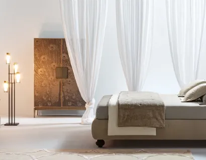Letto matrimoniale con testiera trapuntata Dorian di Twils