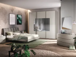Letto Linea testata imbottita rivestita Similpelle Tabacco con righe grigio visone di Corso 11