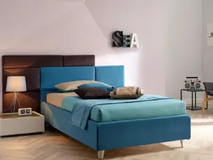 Letto con testiera di design imbottita con pannelli squadrati SC214 di Moretti Compact