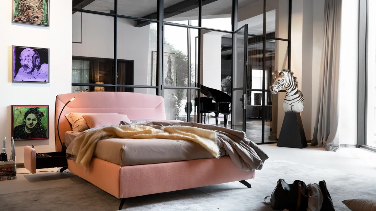 Letto Cama con testiera di Noctis