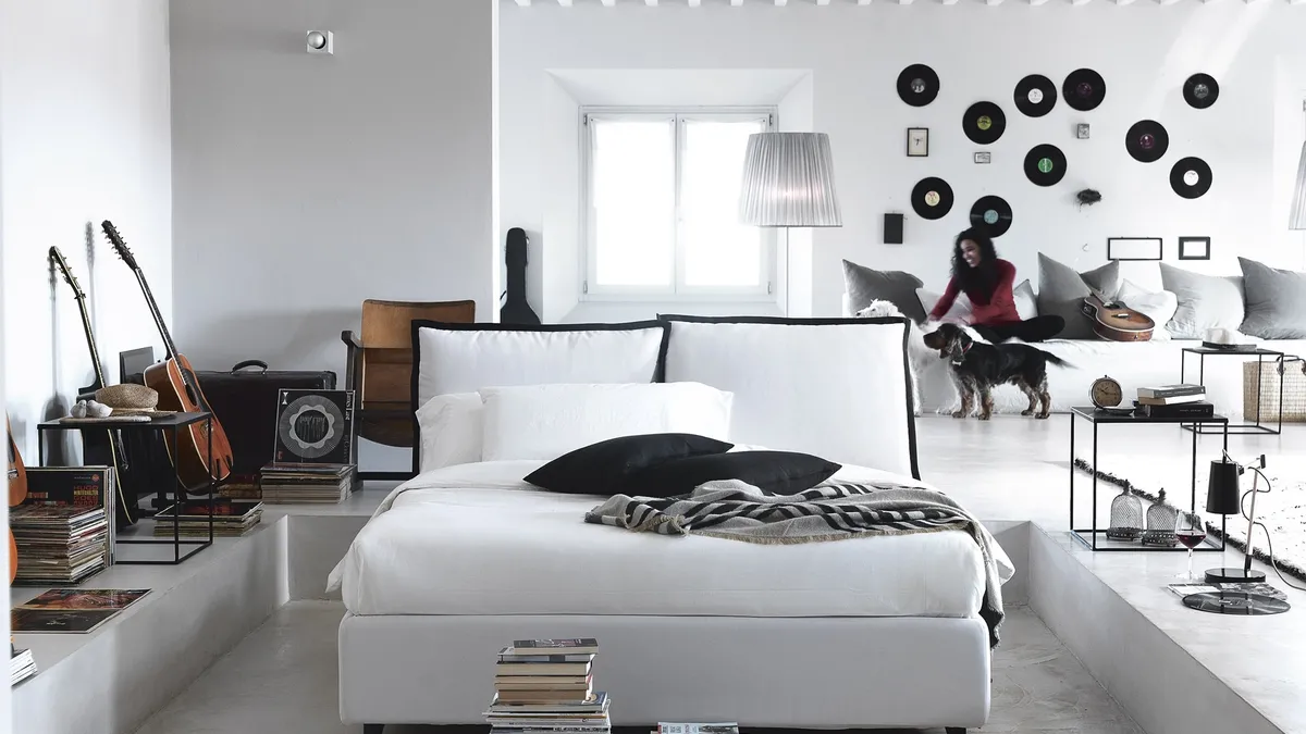 Letto moderno in tessuto imbottito So Pop di Noctis
