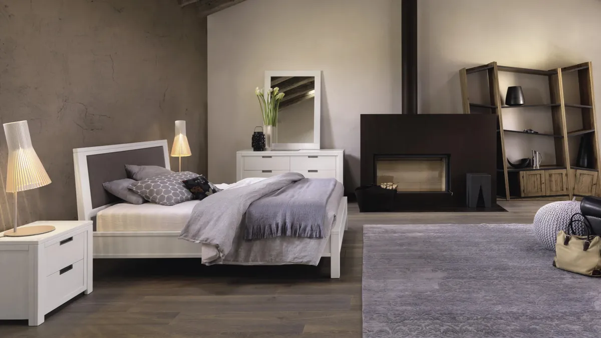 Letto in legno con testiera Quadra di Devina Nais